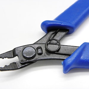 12 cm (4.7 inch) Quality Crimp Pliers with Angled Nose - Pliers for Crimp Beads