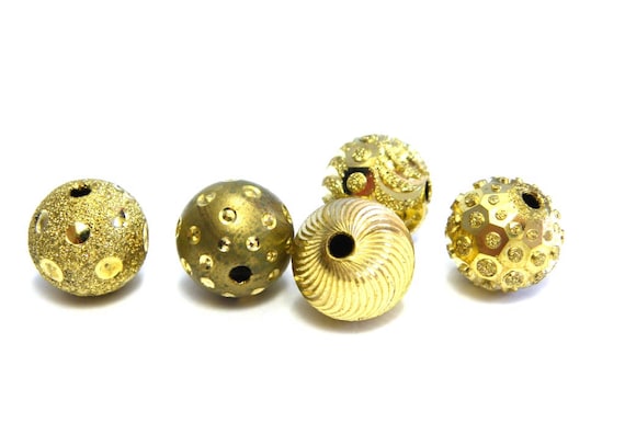 11 mm Large Round Gold Brass Beads with Engraved Pattern - 5 pc