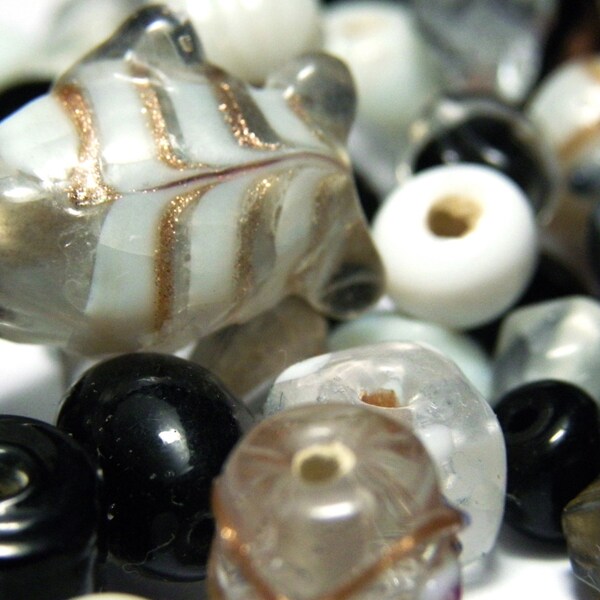 45 g Perline Lampwork - varie forme e dimensioni - Bianco e Nero