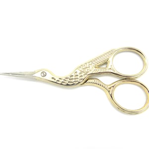 Stainless Steel Scissors, Embroidery Pointed Scissors, Sewing scissors, Bird Motif, Light Gold, 9.25x4.2x0.4 cm (3.6 x 1.6 Inch)
