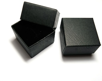 Kliene schwarze Geschenkbox - Ringbox aus Karton mit schwarzer Polsterung - 40 x 40 x 30 mm (2 Stück)