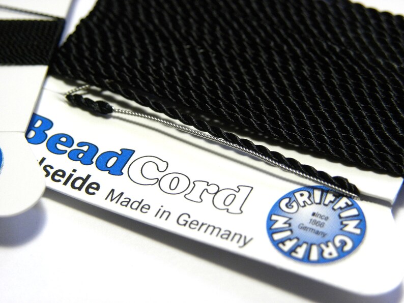Soie bleu foncé chaîne fil 0.75 mm stringing perles /& perles Griffin Taille 7