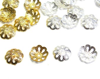 Copriperle a forma di fiore grandi, placcate in argento/oro, da 8,5 mm - 50 pezzi.