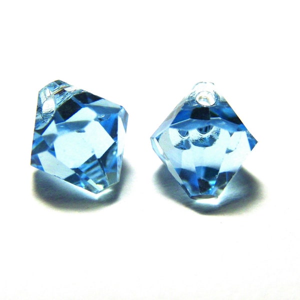 Swarovski 6301 Doppelkegel-Anhänger - 6 mm - Aquamarine - 2 pc