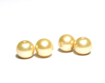 6 mm Round Faux Pearls Glass Beads (50 pc.) - Cream
