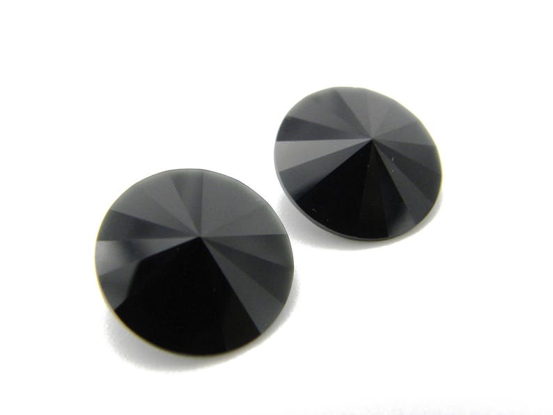 Swarovski® 1122 Rivoli, ronde facetgeslepen stenen 14 mm Jet Black Ongefoild zwart aan beide zijden 2 stuks afbeelding 5