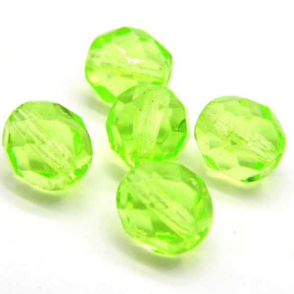 8 mm (0.3 inch) Round Faceted Fire-polished Czech Glass Beads - Neon Green