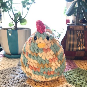 Retro Crochet Chicken image 7