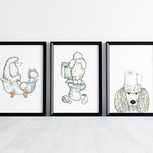 Set van 3 witte poedel hond toilet schilderij muur poster aquarel kunst print huisdier tekening badkamer optreden grappige badkamer badkuip badkuip wasruimte