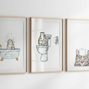 Ensemble de 3 toilettes de chat gris Peinture Affiche murale Aquarelle Art Décor Imprimer Pet Dessin salle de bains gig drôle salle de bain baignoire baignoire toilettes
