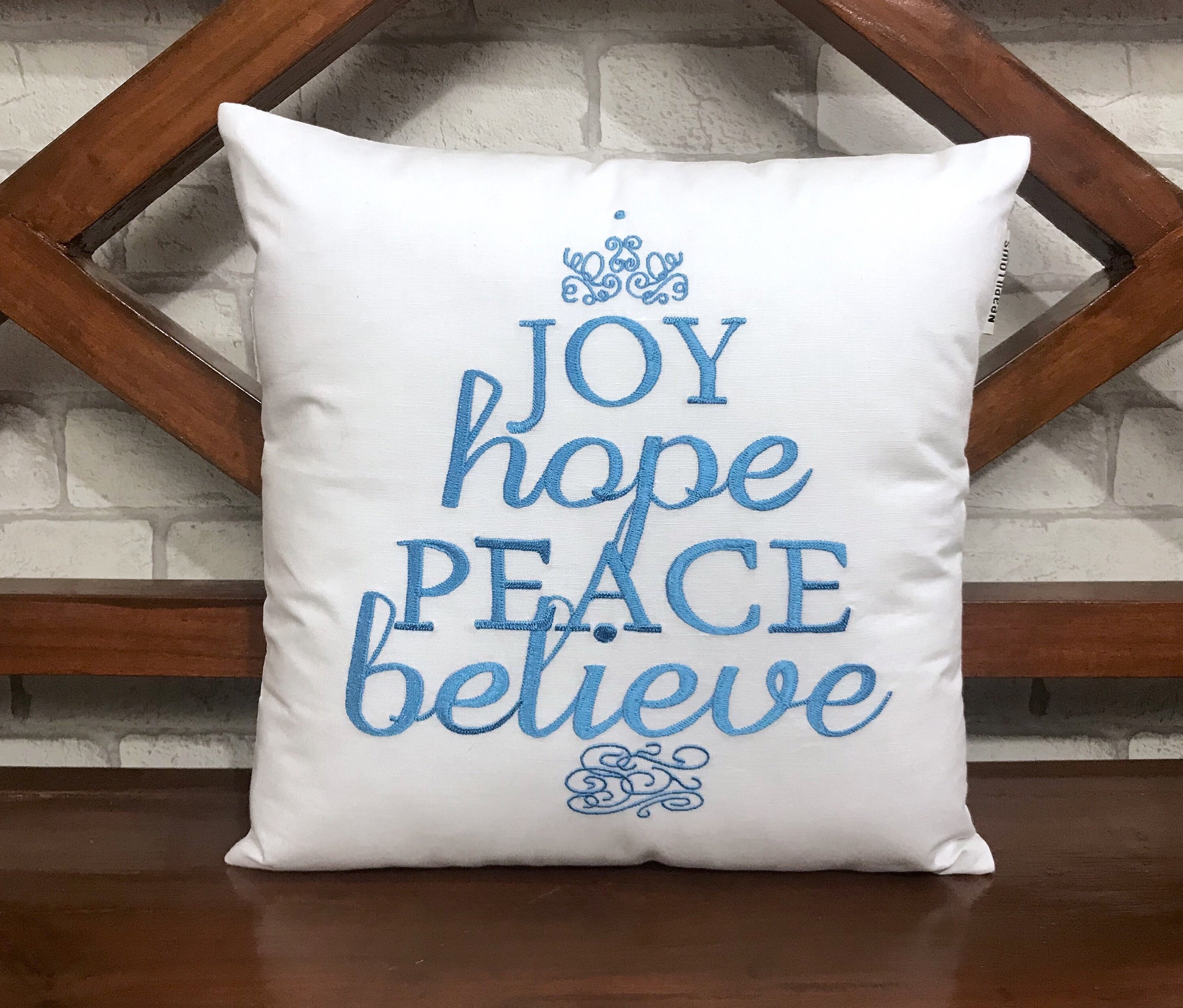 Oreiller de Noël, Paix Joie Espoir Croyez Décoration Cadeaux d'automne, Oreiller Broderie Dans Toute