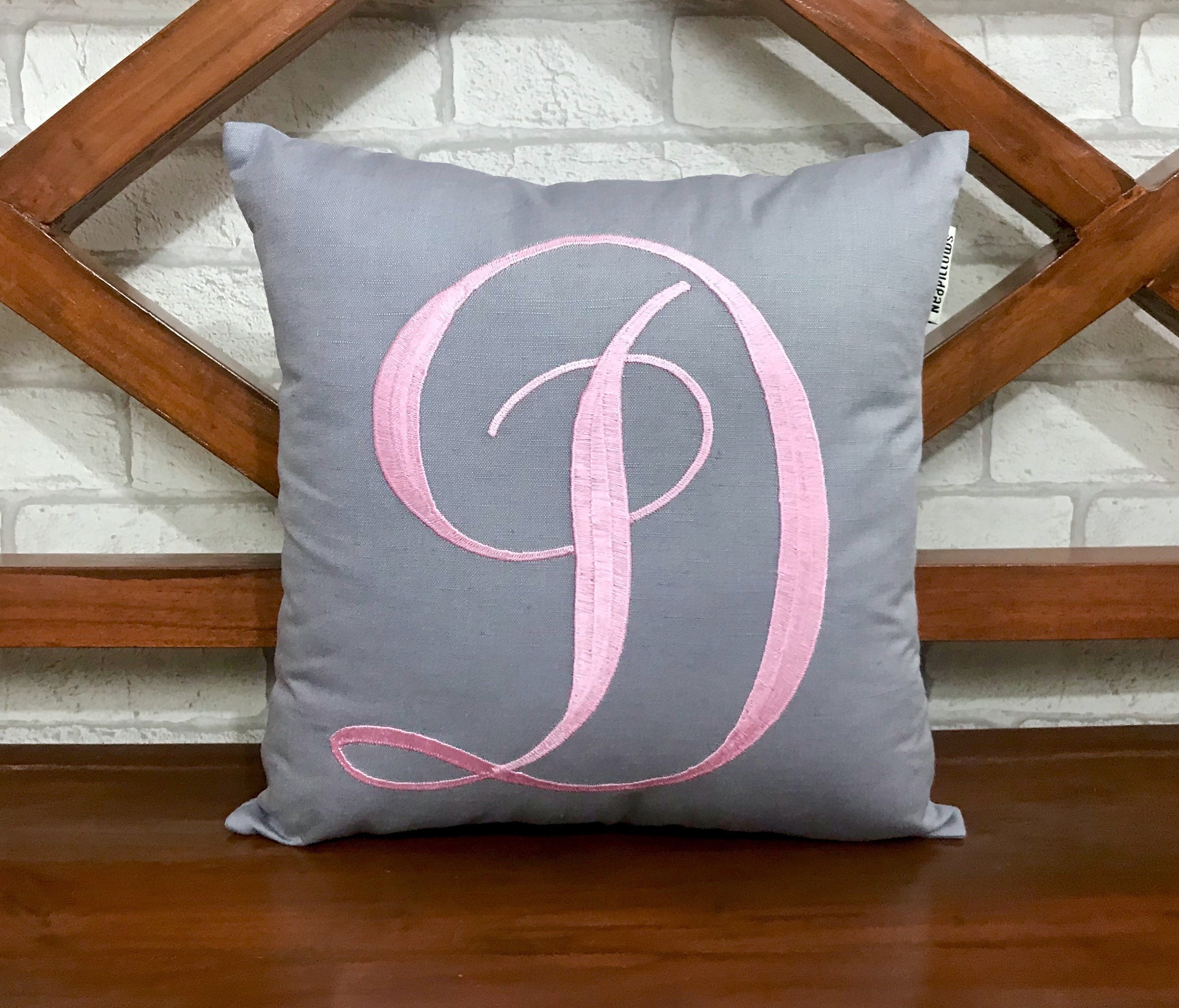 30% Vente Oreiller de Lettre Initiale, Décoratif, Personnalisé, Personnalisé, Décor Dortoir, Forme d