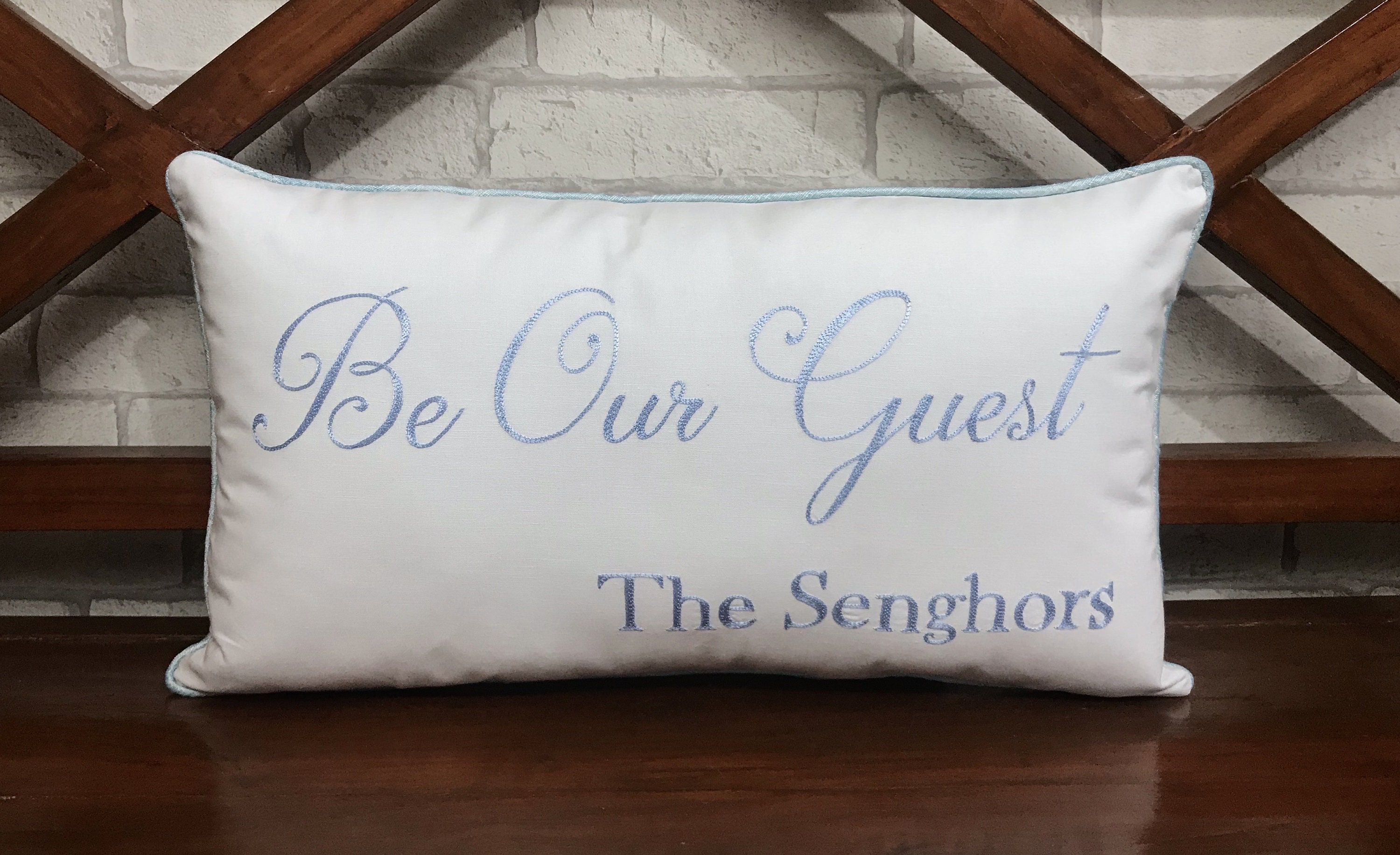 30% Vente Be Our Guest Pillow Brodé Chambre d'hôtes Oreiller Cadeau de Bienvenue Mariage Occasion Dé