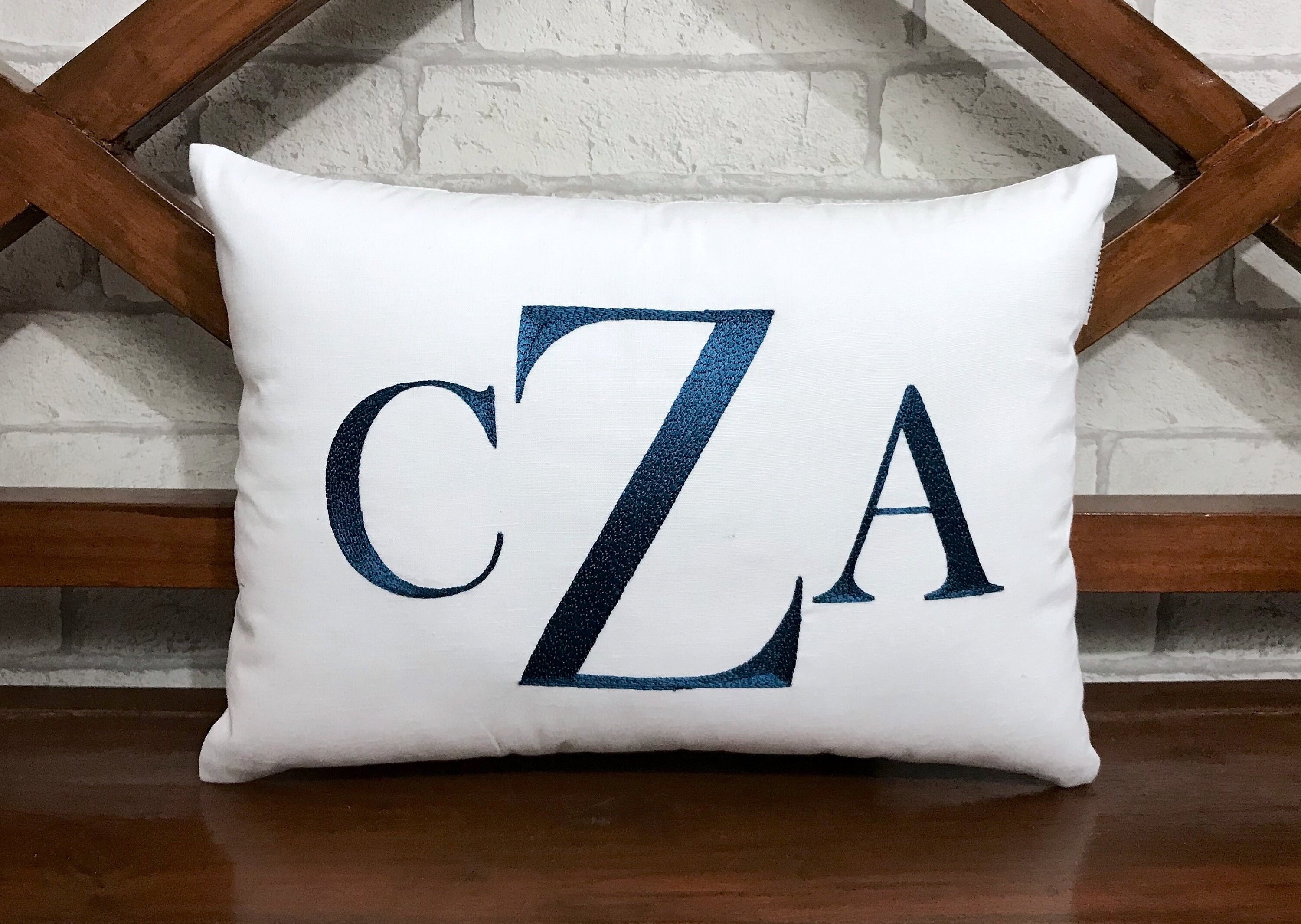 30% Off Monogram Pillow, Initial Name Letter Kids Room Decor, Dortoir, Cadeau de Couple, Mariage, d'