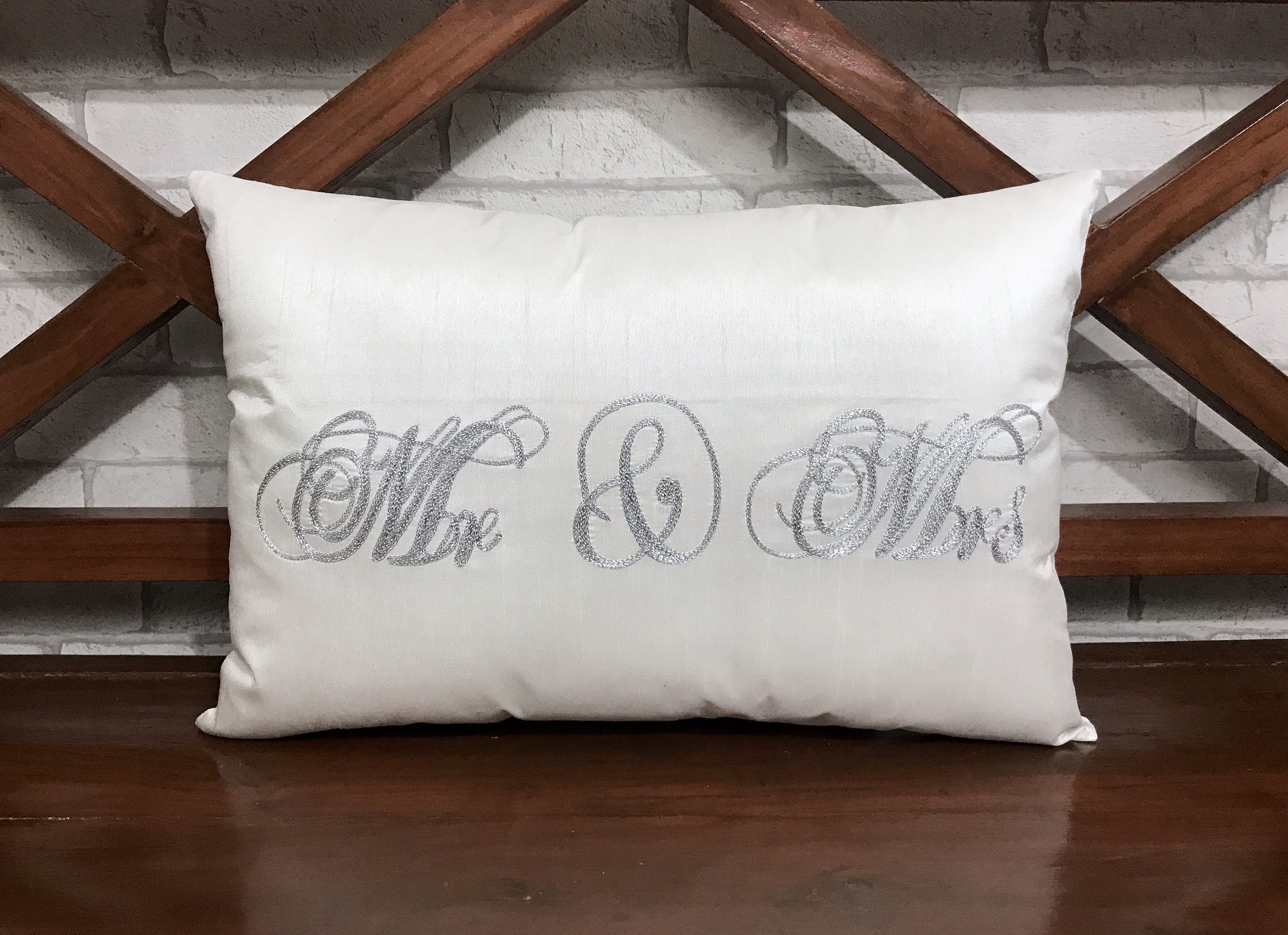 30% de Réduction sur M. et mme, Son Nom Couple Oreiller Date, Personnalisé, Saint-Valentin, Mariage,