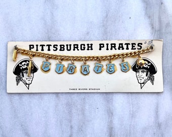 PITTSBURGH PIRATES Three River Stadium Souvenir Vintage Charm Bracelet  on Original Card with Pirates "Elvis" Logo - 1970s - Made in USA