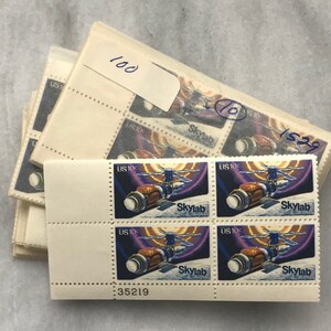 1974 SKYLAB Issue First  Anniversary of the Launching of SKYLAB I  - 100 Plate Blocks, 400 stamps 40 Dollars Face Value
