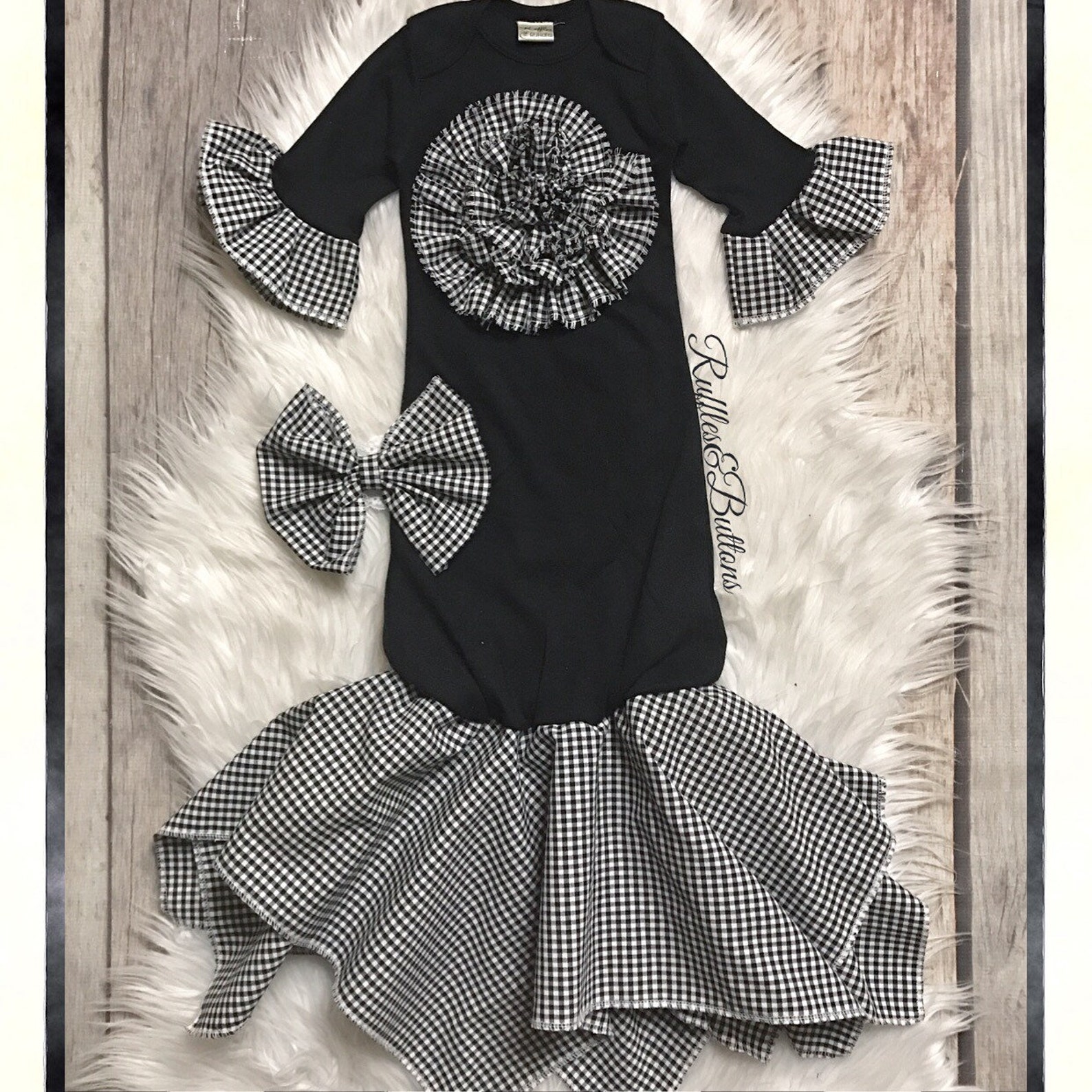 Buffalo Plaid Baby Gown Baby Girl Outfit Baby Shower Gift Etsy