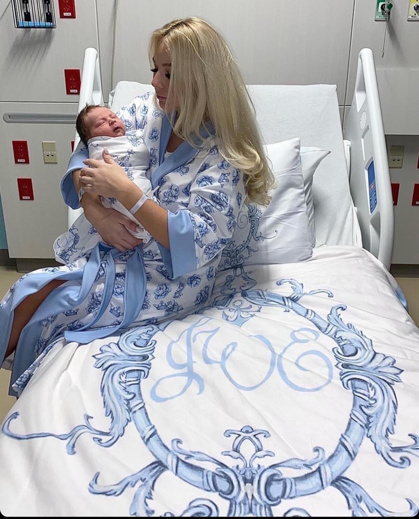Mommy and Me Matching Robe and Swaddle Set | Baby Be Mine