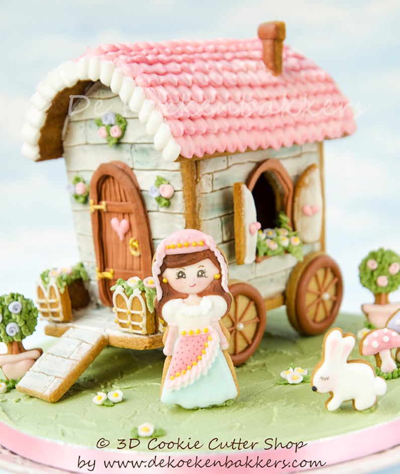 Princess & Knight Cookie Cutter Set | Biscuit - Fondant - Clay Fairytale Cutters image 3