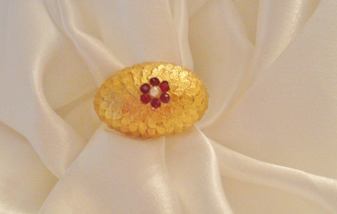 Vendome Ruby Red or Emerald Green Rhinestone Flower Goldtone Etsy