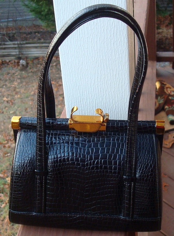Small black patent leather purse new arrivals