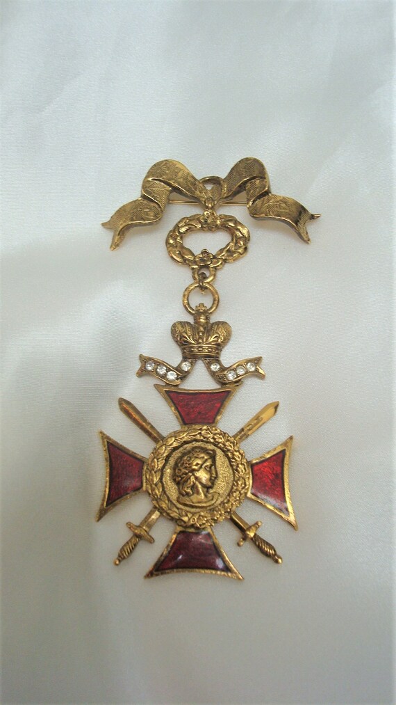 Sphinx Butler & Wilson Red Enamel Cross Brooch, F… - image 8