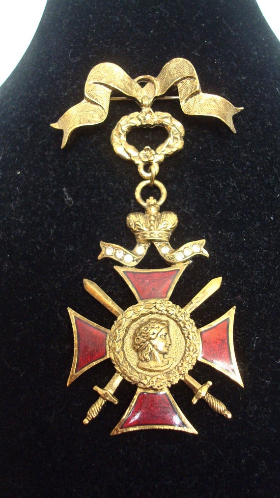 Sphinx Butler & Wilson Red Enamel Cross Brooch, F… - image 4