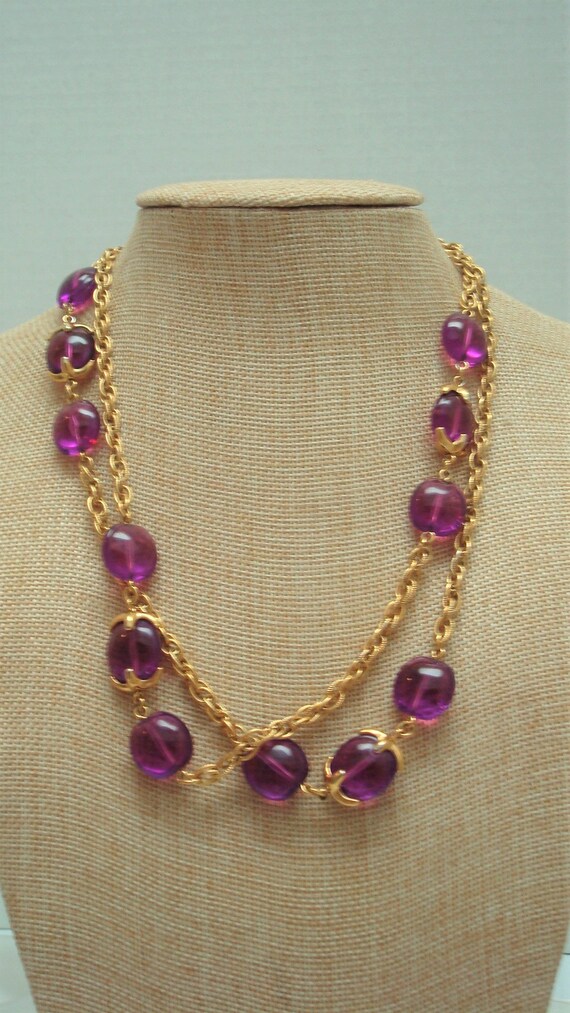 Crown Trifari Purple Lucite Beads Goldtone Chain W