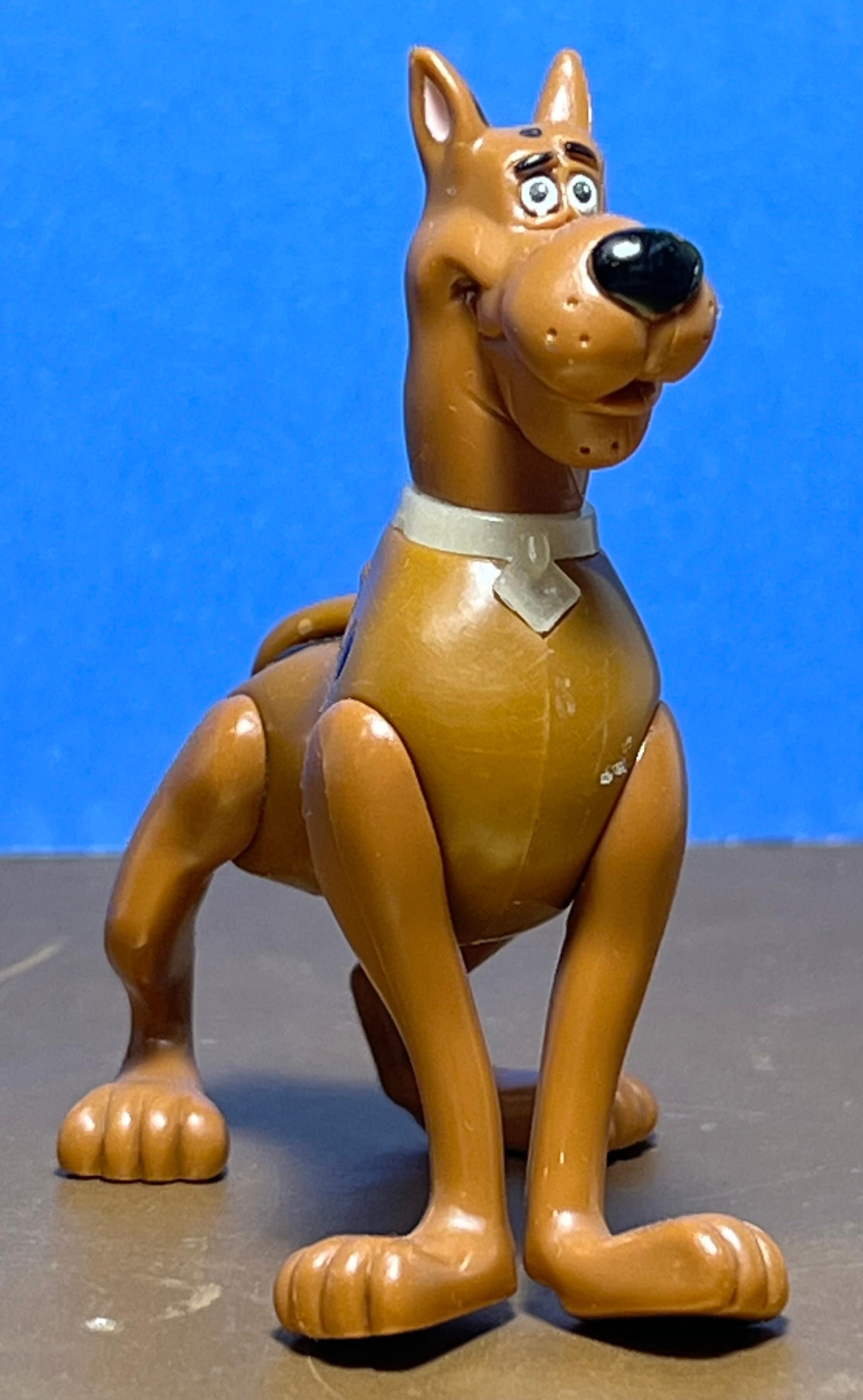 Vintage 1996 Scooby Doo Plastic Toy Figurine