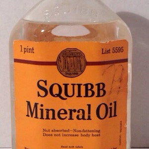 Vintage Squibb Mineral Oil EMPTY Bottle List 5595 1 Pint Large Mineral Oil Bottle Squibb & Sons New York E.R