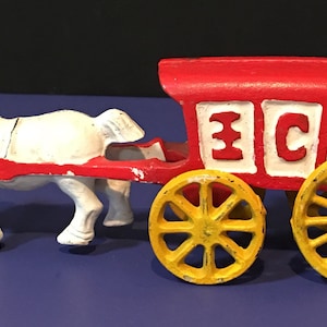 Alten Jahrgang 1930 Cast Iron Horse ziehen Eis Warenkorb Figur