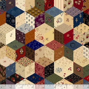 Puede incluir: Una tela colorida con un patrón geométrico de cubos 3D. Cada cubo está hecho de diferentes telas estampadas en tonos de rojo, azul, verde, marrón y crema.