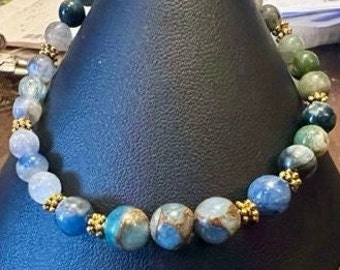 Pulsera de cianita y cuarzo azul dorado