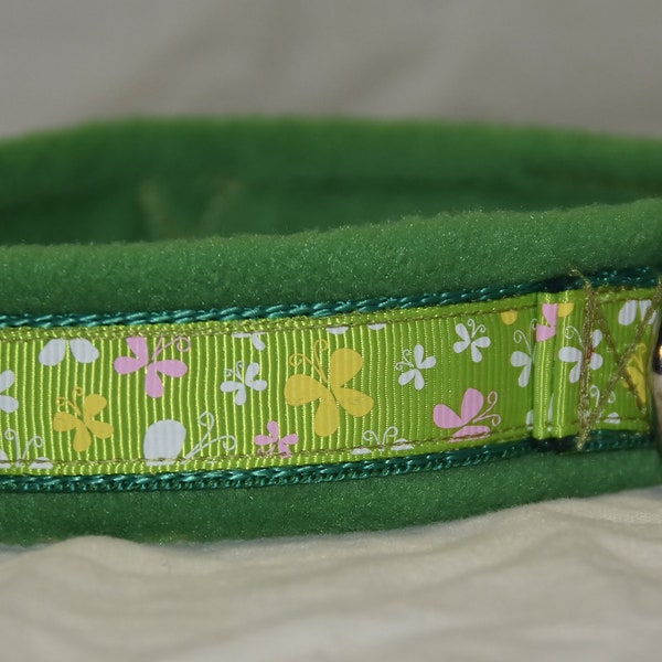 Dog collar,  fleece lining, adjustable, Butterflies, Emerald Green,   Lockable Buckle, Dog Walking,  no rub collar