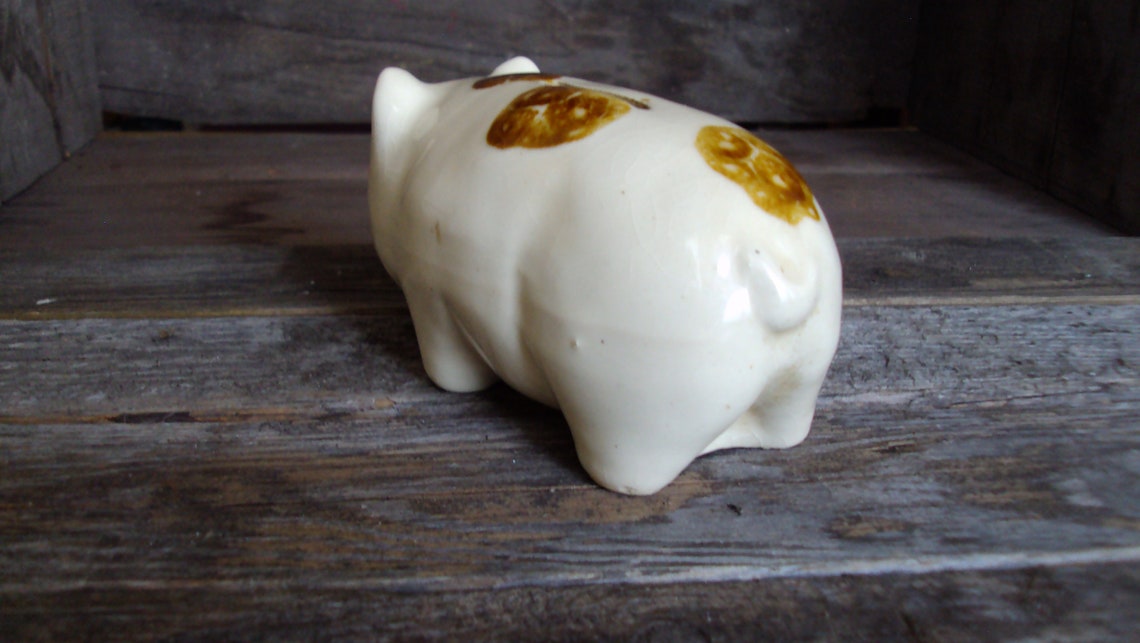 Vintage Country Farmhouse Spotted Pig Barnyard Pig a | Etsy