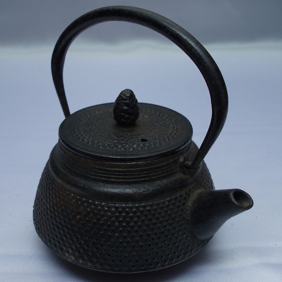 NAMBU Mini TETSUBIN Japanese Vintage Old cast iron kettle | Etsy