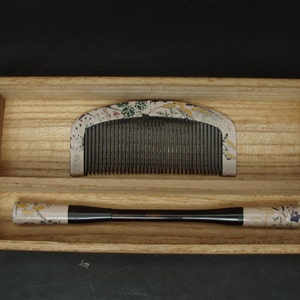 Japanese KUSHI Comb & KOUGAI Kanzashi Set Lacquered MAKIE Geisha Kimono w/ Box