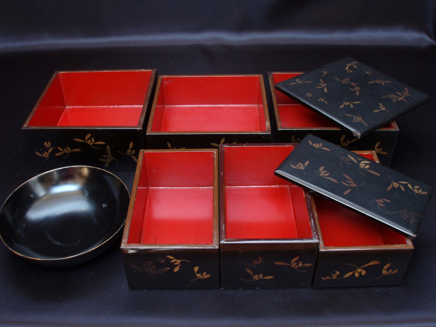 BENTO Picnic Lunch Box Set Lacquered Wooden Japanese Vintage Antiques
