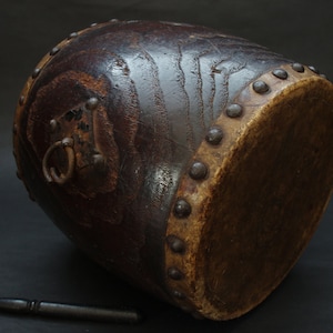 Superb Japanese Vintage Drum TAIKO Handmade with Signed Original Box