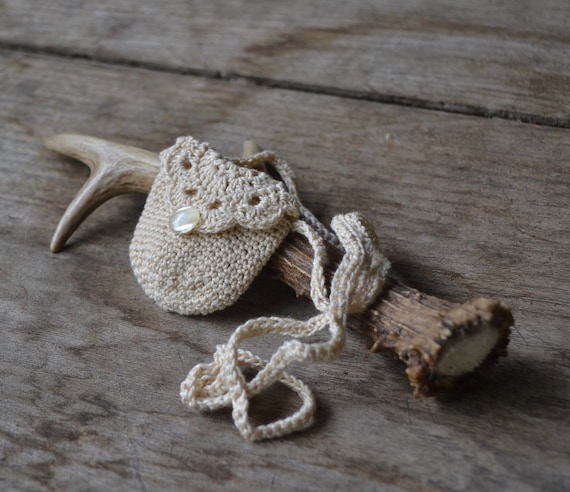 Crochet pouch best sale necklace