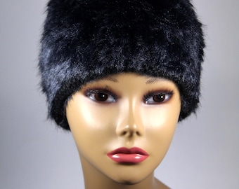 FAUX  FUR HAT - Sleek Kylie