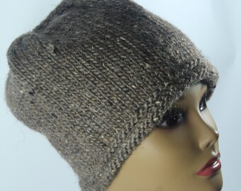 HAND KNIT HATS - Charly / Barley