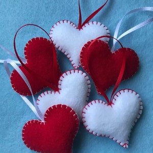 Corazones de San Valentín de fieltro hechos a mano, corazones de Navidad, adornos para árbol de Navidad (juego de 6)