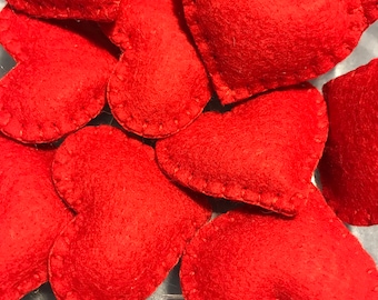 Corazones rojos de fieltro hechos a mano, rellenos para cuencos, juego de 12 corazones de San Valentín