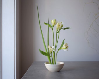 Vase Ikebana Style Bud Vase in White and Brick Brown