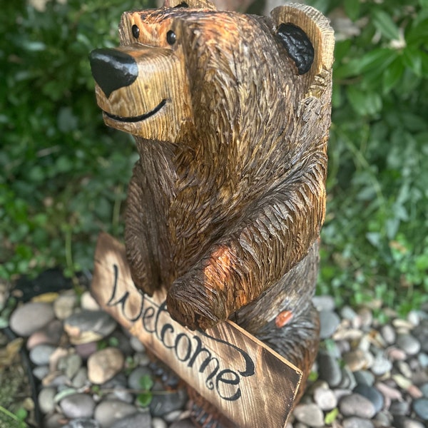 New! Chainsaw Carved Brown Bear