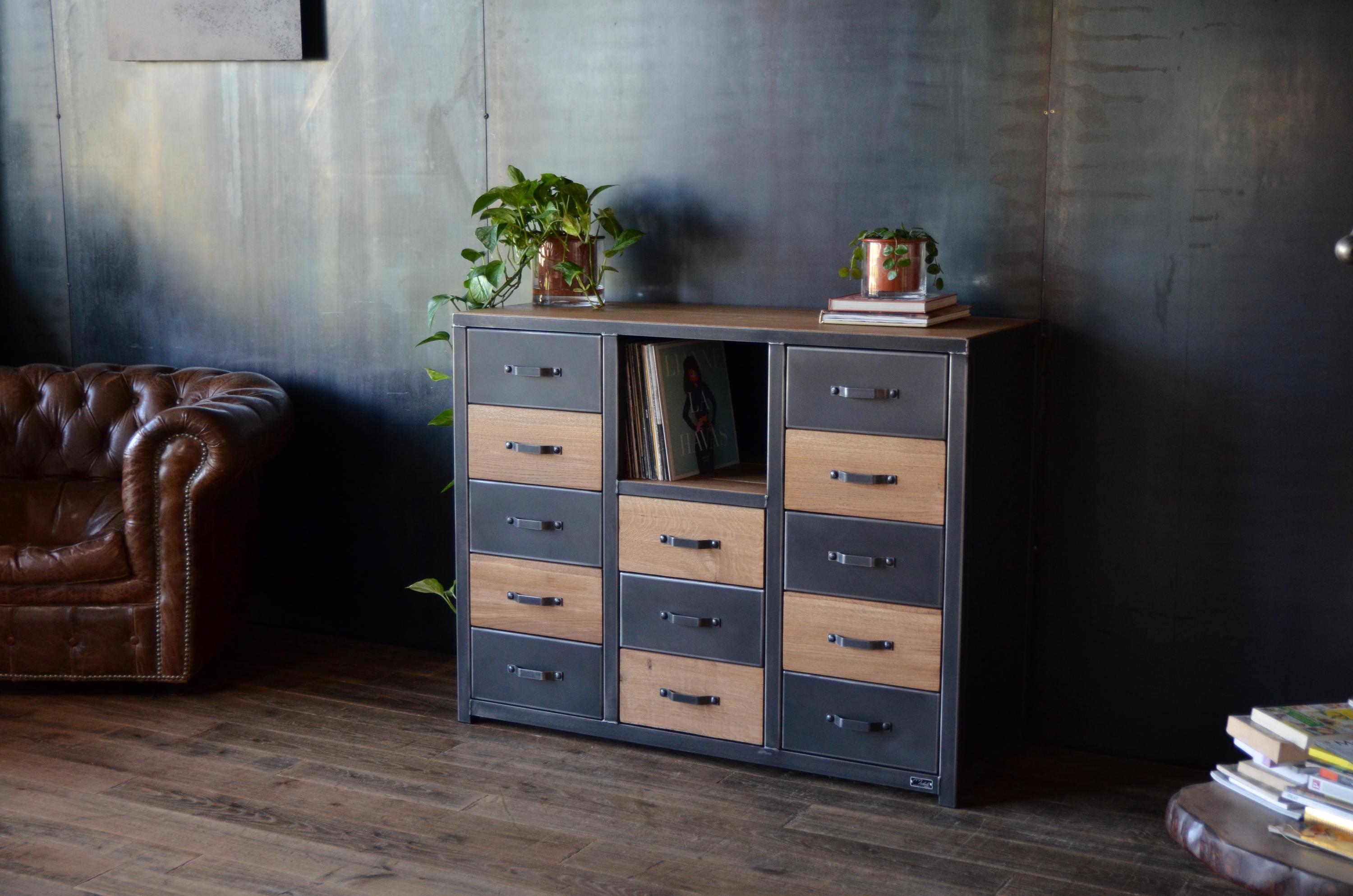 Commode De Rangement Pour Cd Et Blu-Ray, Meuble Damier En Bois Massif Acier, Buffet Sur Mesure Artisanal, Style Industriel