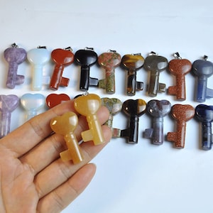 Natural Stone Key Pendant，Healing Stone Key Heart LOVE Charm for Necklace Jewelry，Crystal Gemstone Key Cabochons，Gemstone Carved Key Pendant