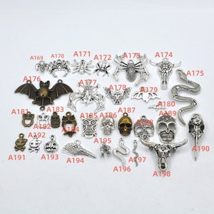 Skelotaur Hanger Sieraden Benodigdheden, Spider Hangers, Cow head Hangers, Skull Hangers, Flying Vampire Bat Hangers, Bird Skull, Snake Charm-638